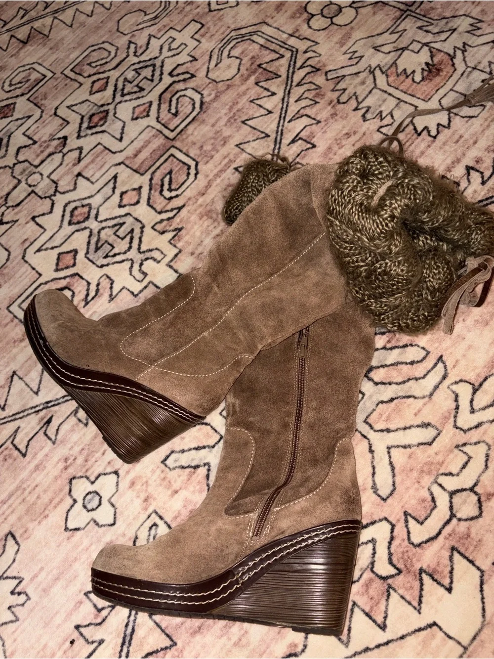 Suede brown tall wedge boots